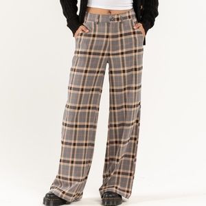 Tilly’s RSQ Womens Wide Leg Plaid Pants in Medium